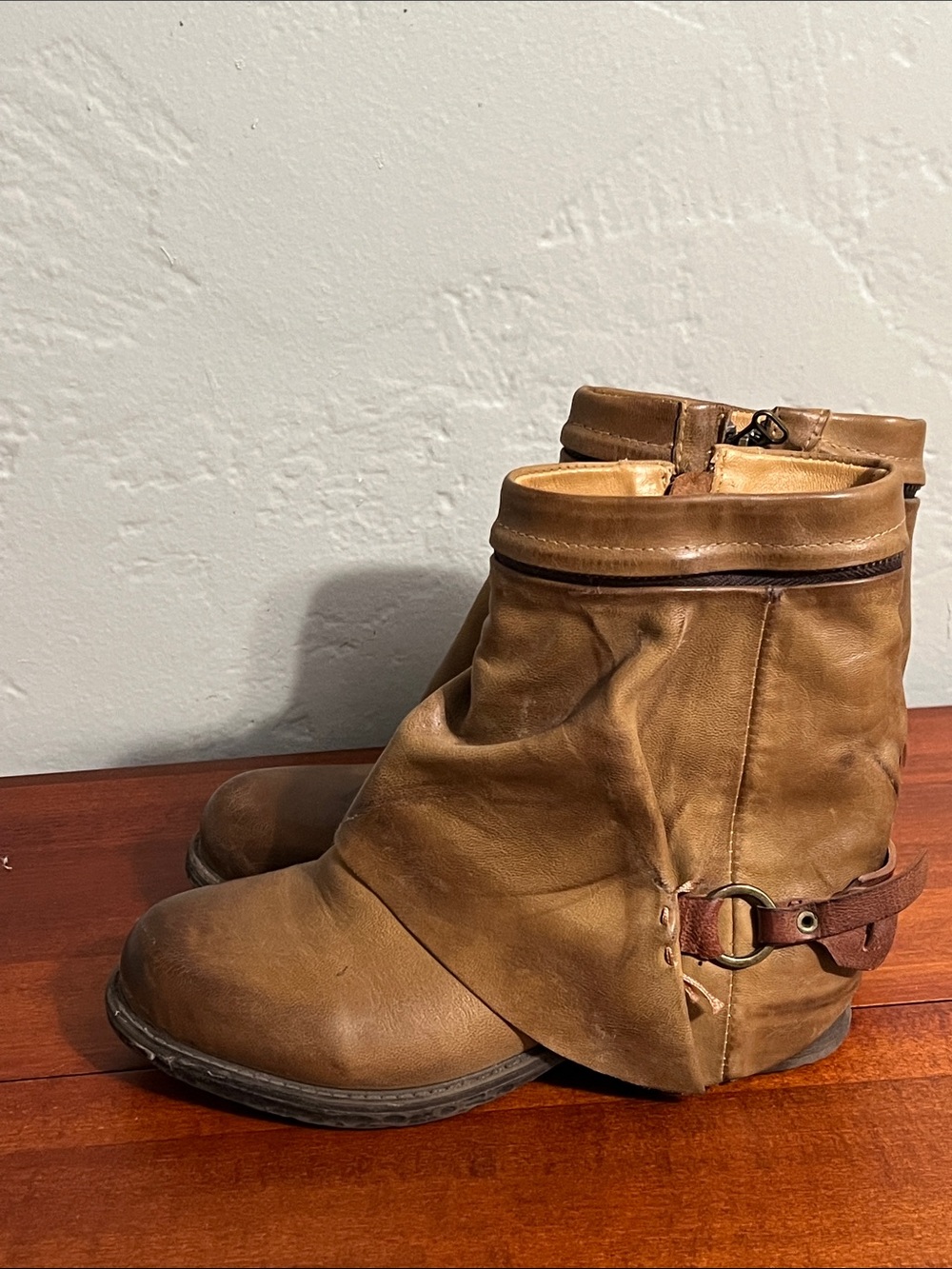 Prova Perfetto leather booties size 38
